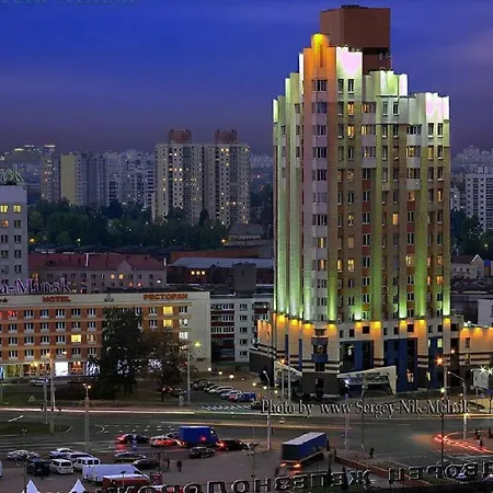 Cozy Apartment In The Center Of Minsk *